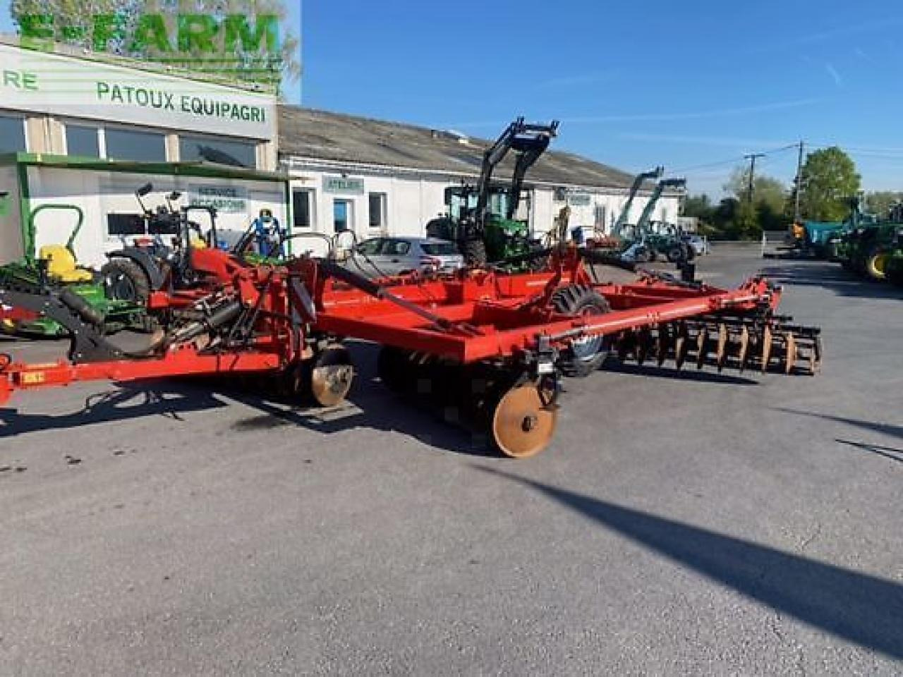 Gregoire Besson 48 disques - Scheibenegge: das Bild 4 Gregoire Besson 48 disques - Scheibenegge: das Bild 4