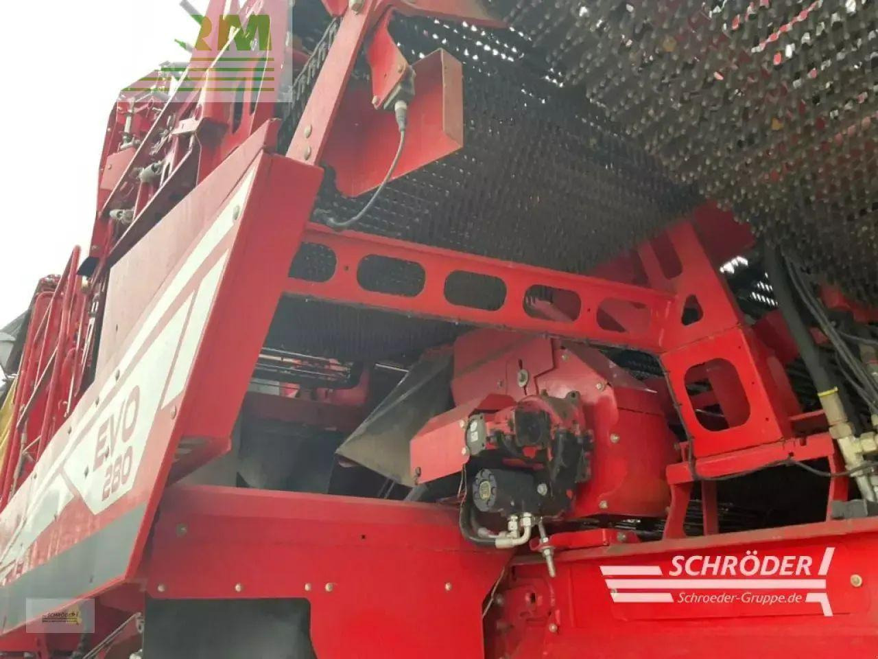 Grimme evo 280 - Kartoffelroder: das Bild 4 Grimme evo 280 - Kartoffelroder: das Bild 4