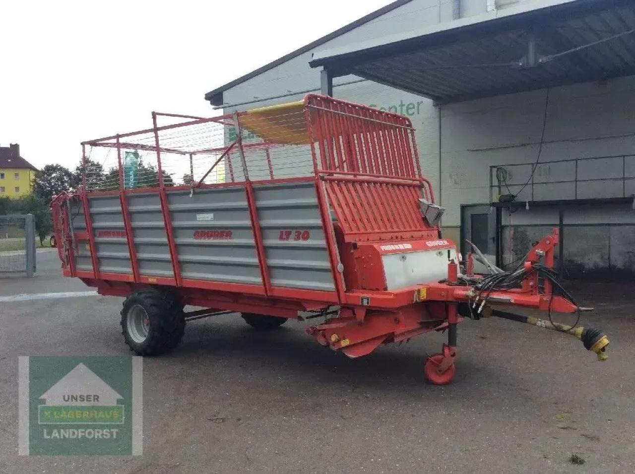 Gruber lt 30 - Ladewagen: das Bild 1 Gruber lt 30 - Ladewagen: das Bild 1