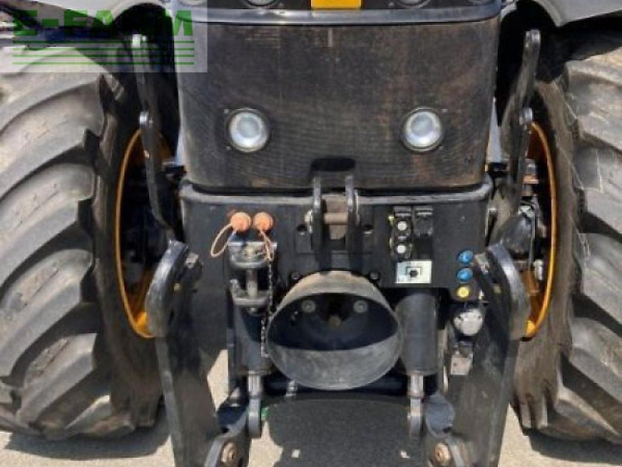 JCB gebr. schlepper jcb 4220 - Traktor: das Bild 2 JCB gebr. schlepper jcb 4220 - Traktor: das Bild 2
