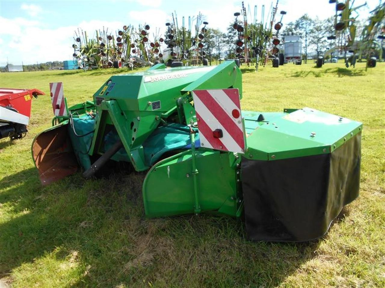 John Deere 131 - Mähwerk: das Bild 1 John Deere 131 - Mähwerk: das Bild 1