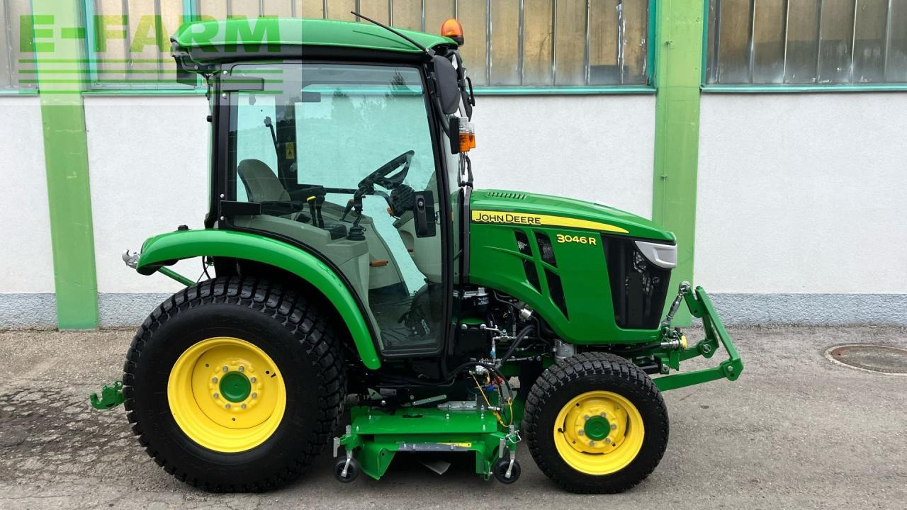 John Deere 3046R - Traktor: das Bild 5 John Deere 3046R - Traktor: das Bild 5