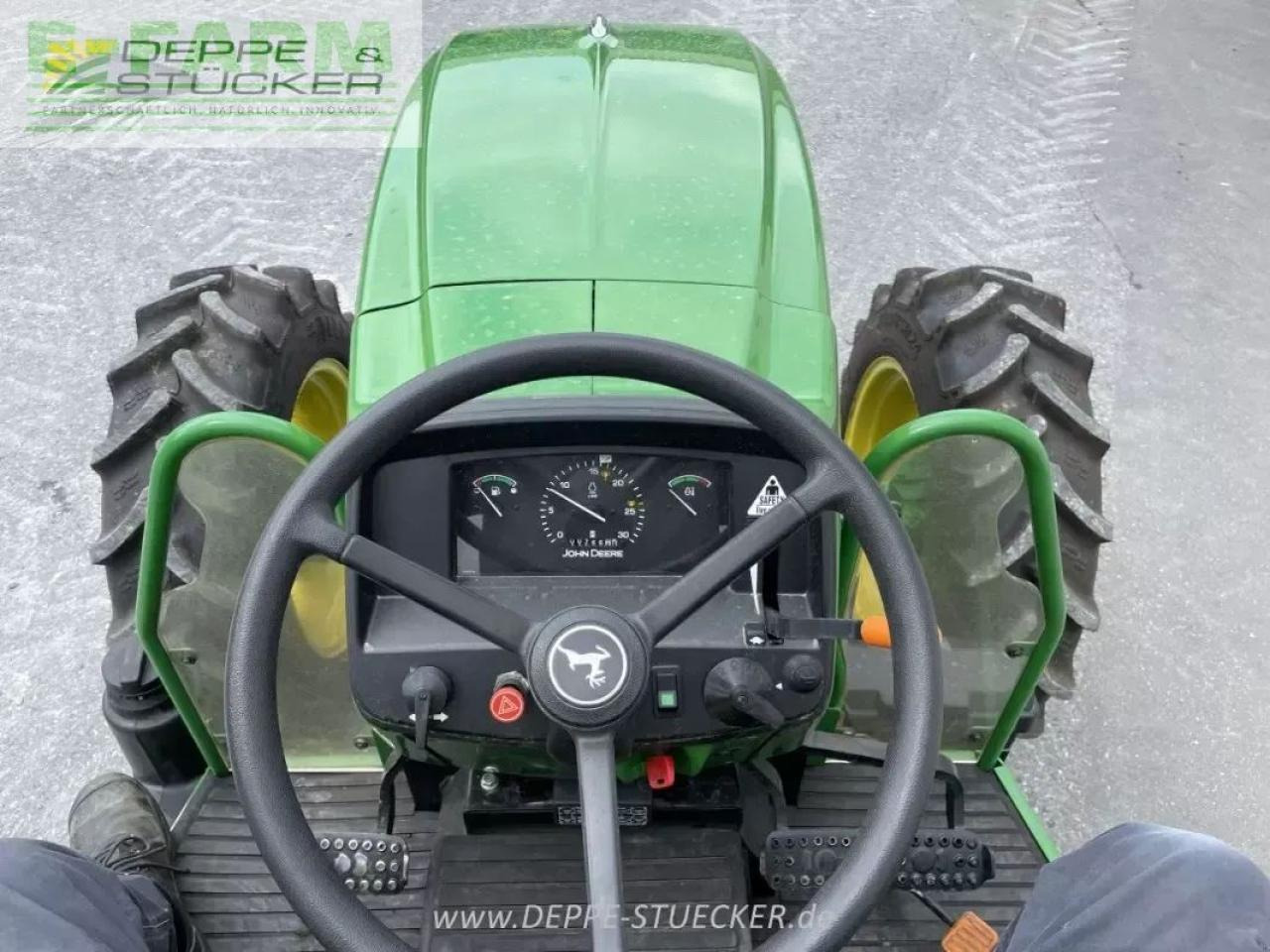 John Deere 5055e - Traktor: das Bild 5 John Deere 5055e - Traktor: das Bild 5