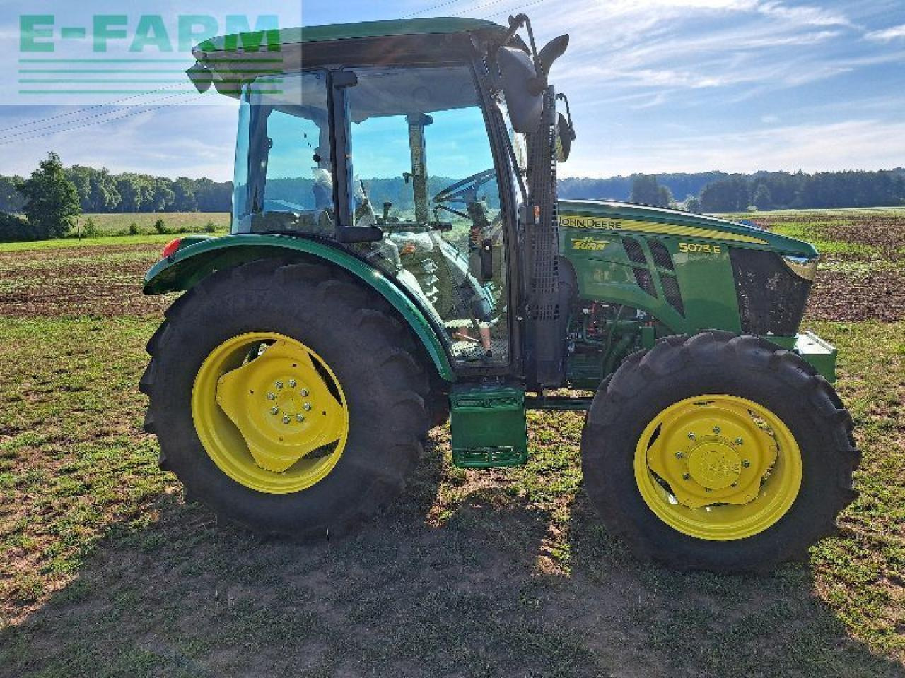 John Deere 5075e - Traktor: das Bild 1 John Deere 5075e - Traktor: das Bild 1