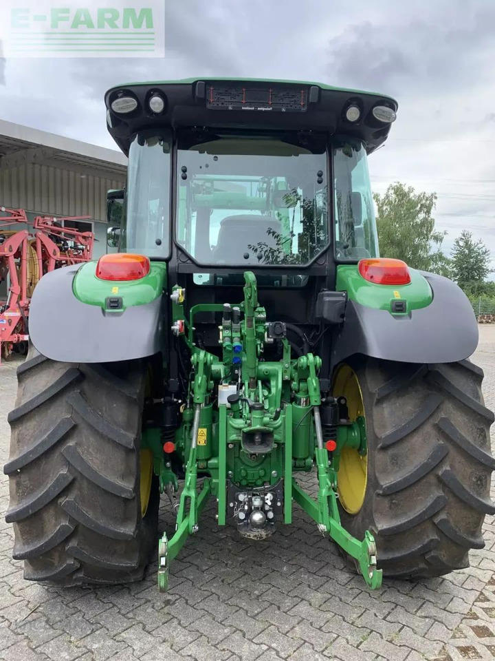 John Deere 5125r - Traktor: das Bild 4 John Deere 5125r - Traktor: das Bild 4