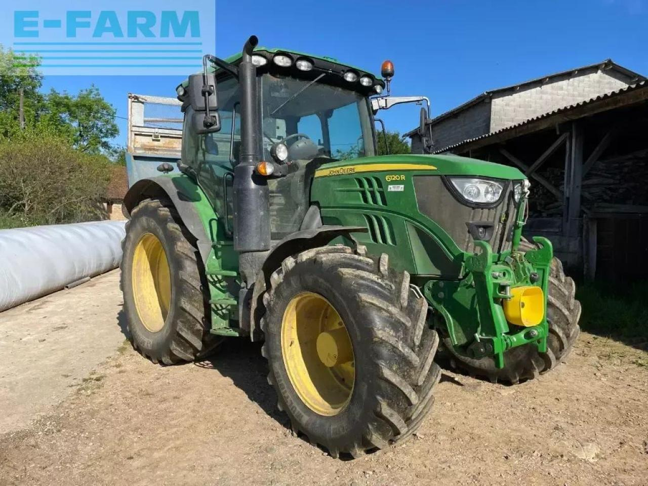 John Deere 6120 r autopower . - Traktor: das Bild 1 John Deere 6120 r autopower . - Traktor: das Bild 1