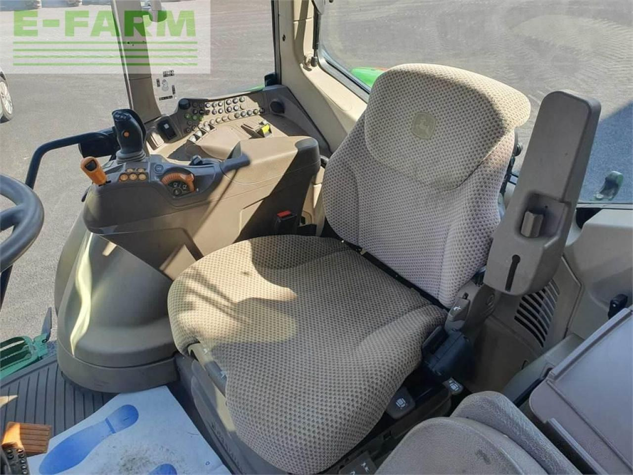 John Deere 6130 m - Traktor: das Bild 3 John Deere 6130 m - Traktor: das Bild 3