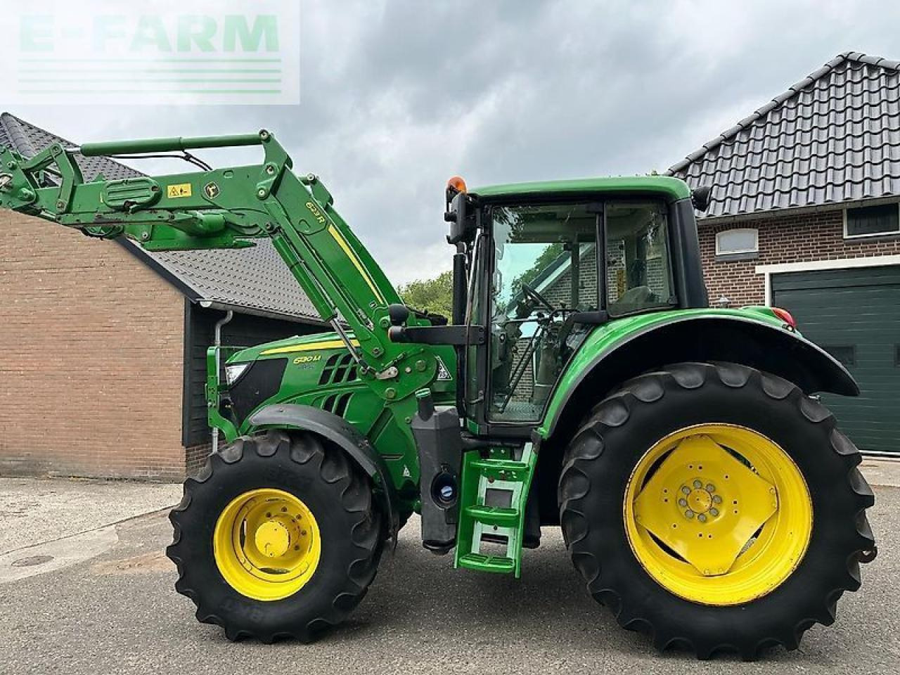 John Deere 6130m command quad+frontlader 623r - Traktor: das Bild 2 John Deere 6130m command quad+frontlader 623r - Traktor: das Bild 2