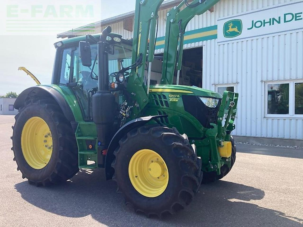 John Deere 6140m - Traktor: das Bild 2 John Deere 6140m - Traktor: das Bild 2