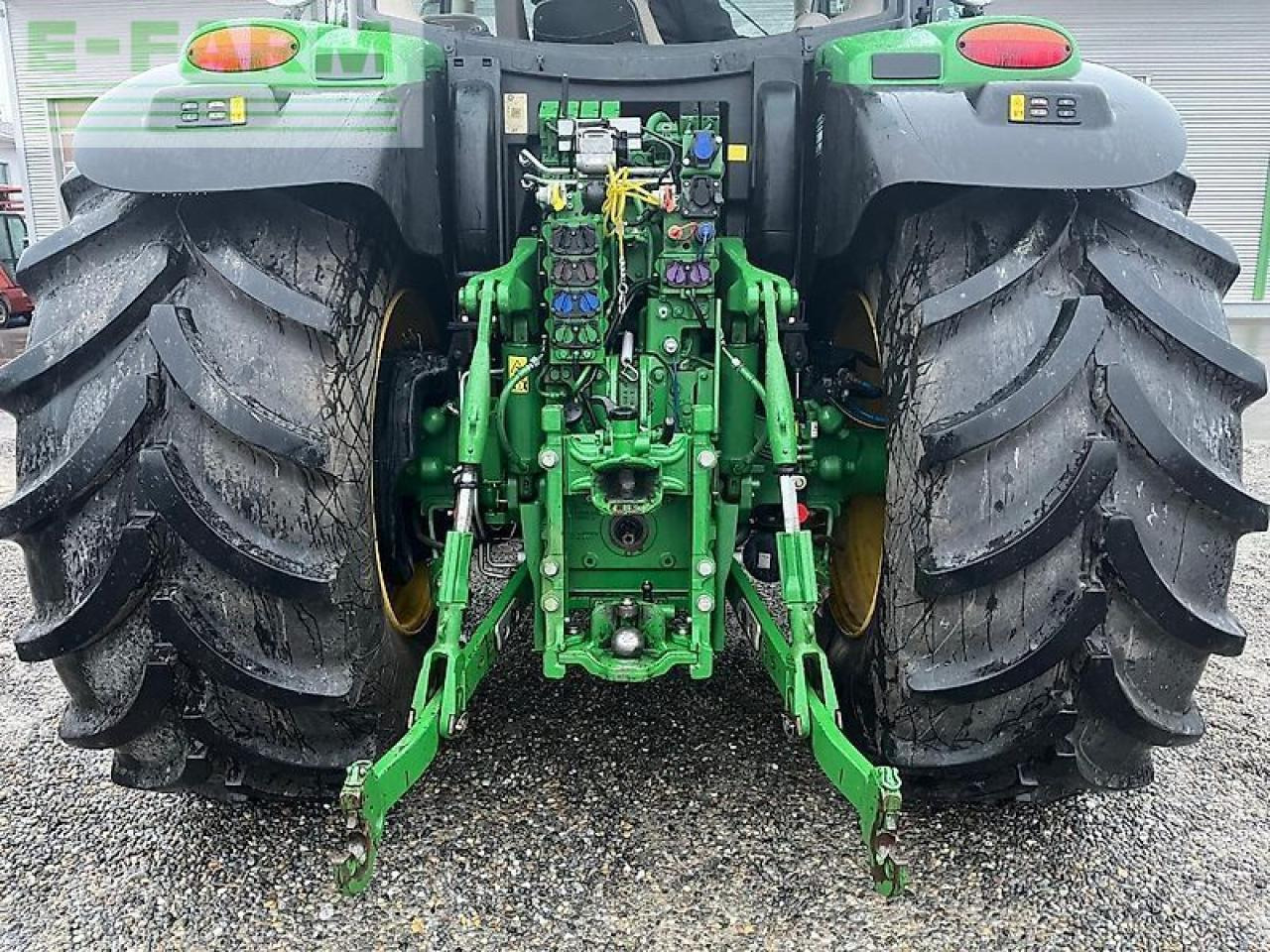 John Deere 6155r - Traktor: das Bild 5 John Deere 6155r - Traktor: das Bild 5