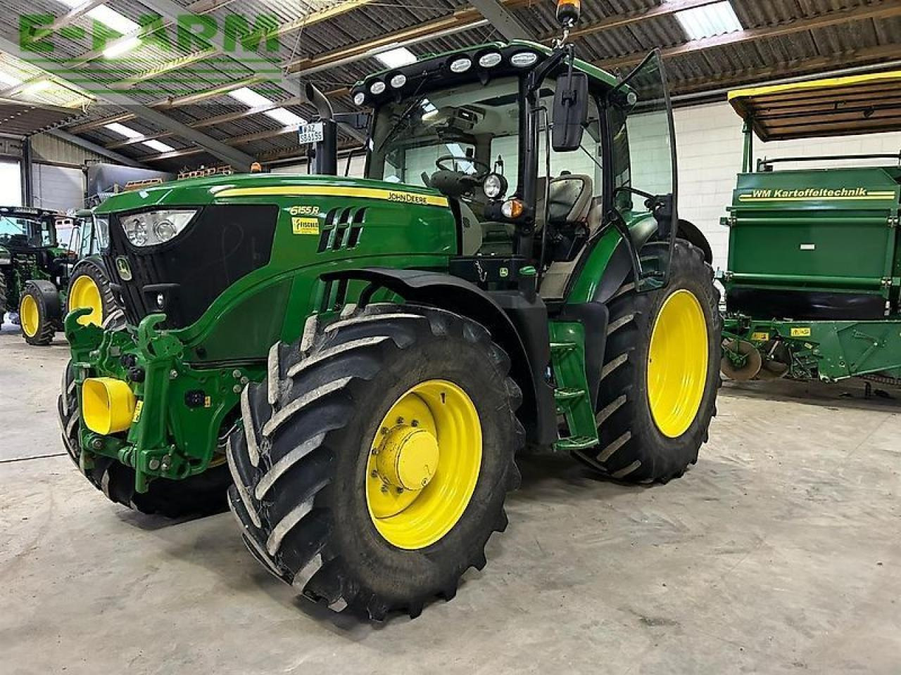 John Deere 6155r ap40 - Traktor: das Bild 1 John Deere 6155r ap40 - Traktor: das Bild 1