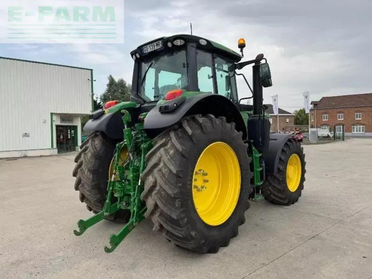 John Deere 6195m - Traktor: das Bild 4 John Deere 6195m - Traktor: das Bild 4