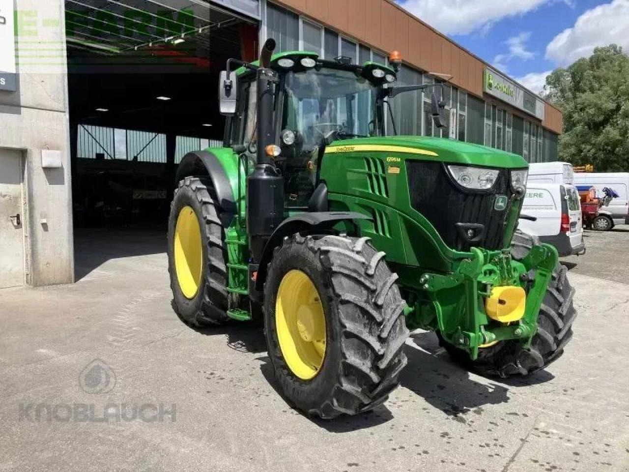 John Deere 6195m - Traktor: das Bild 1 John Deere 6195m - Traktor: das Bild 1