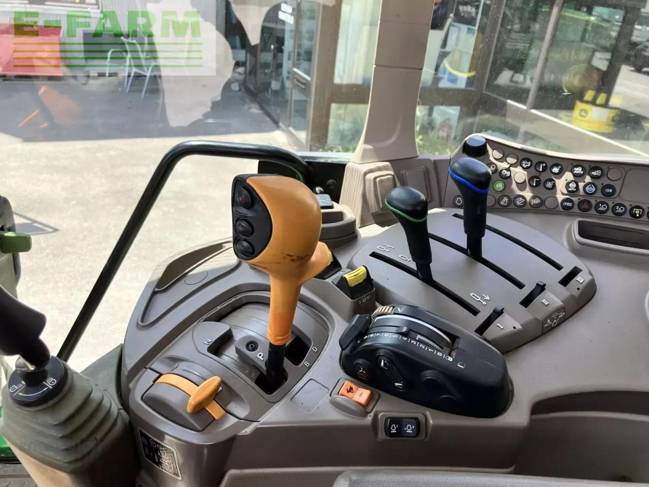 Traktor John Deere 6195m: das Bild 10