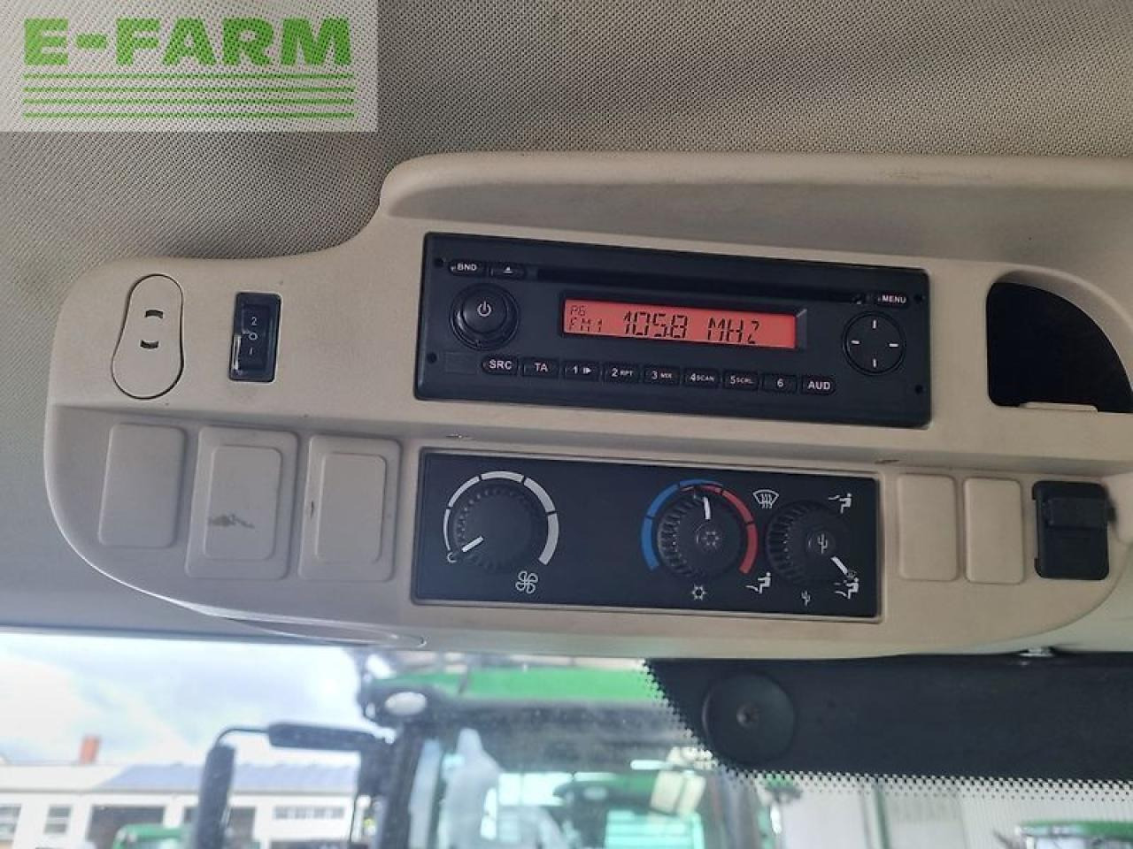 John Deere 6210r - Traktor: das Bild 5 John Deere 6210r - Traktor: das Bild 5