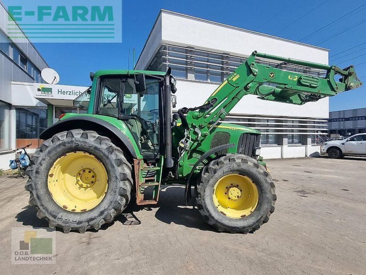 John Deere 6820 - Traktor: das Bild 4 John Deere 6820 - Traktor: das Bild 4