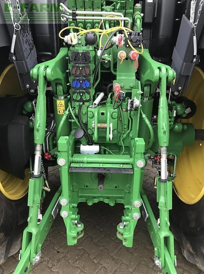 John Deere 6r 195 - Traktor: das Bild 5 John Deere 6r 195 - Traktor: das Bild 5