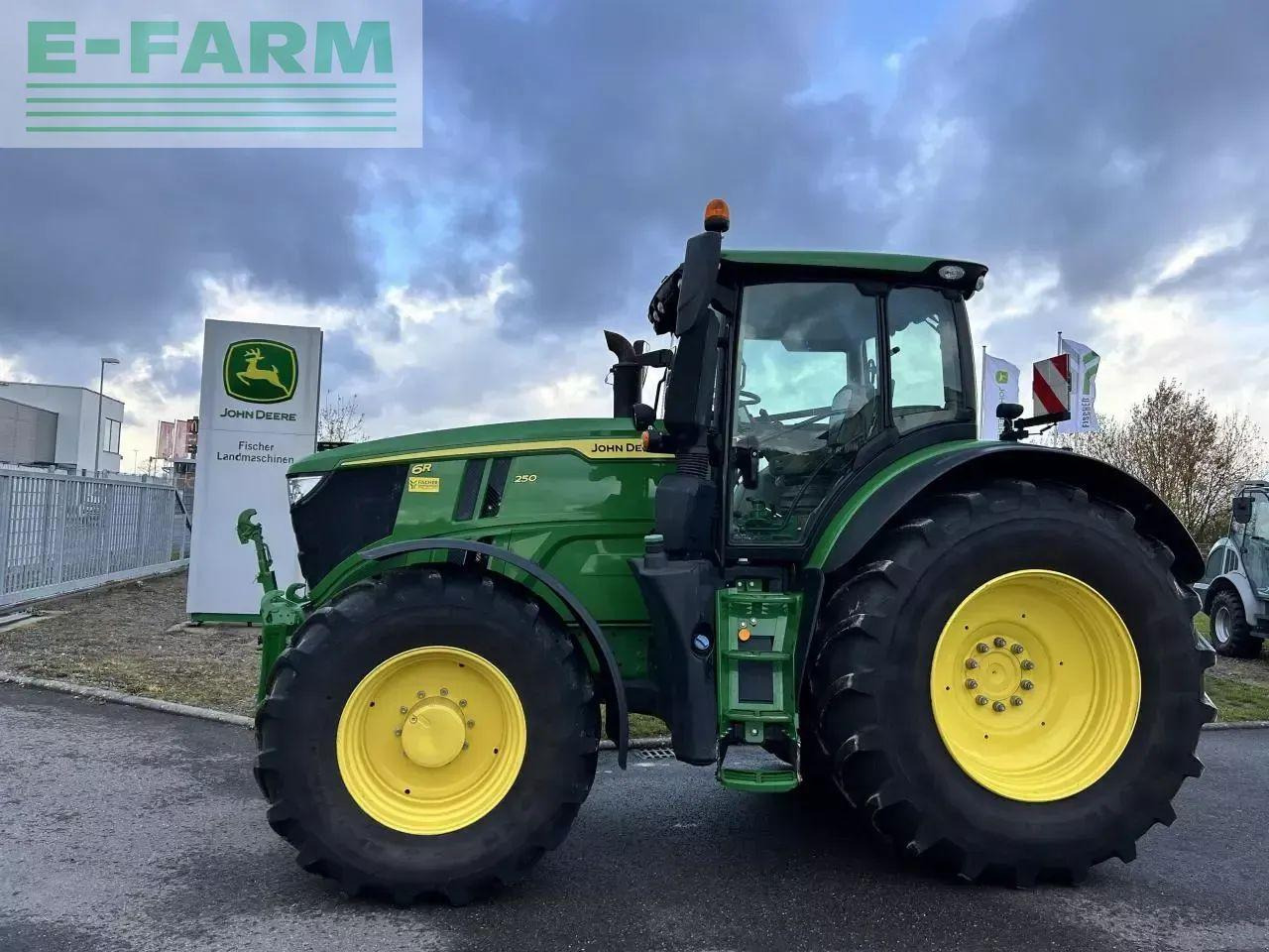John Deere 6r 250 - Traktor: das Bild 1 John Deere 6r 250 - Traktor: das Bild 1