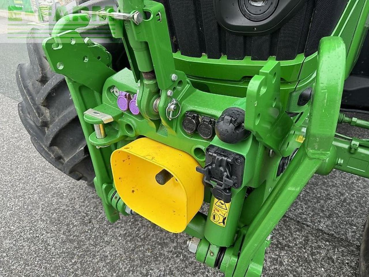 John Deere 6r185 - Traktor: das Bild 4 John Deere 6r185 - Traktor: das Bild 4