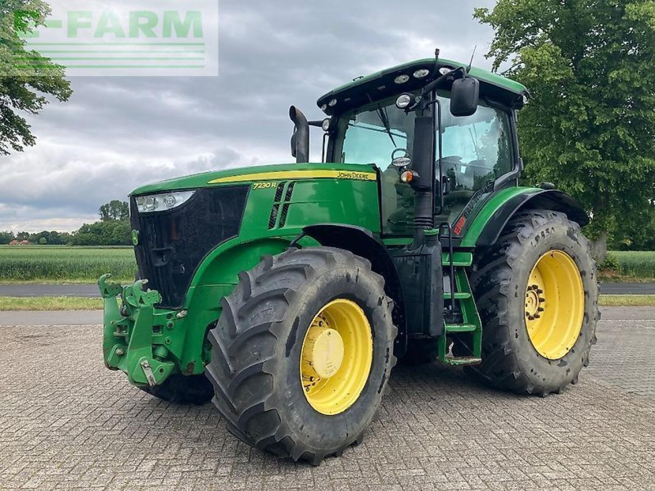 John Deere 7230r - Traktor: das Bild 1 John Deere 7230r - Traktor: das Bild 1