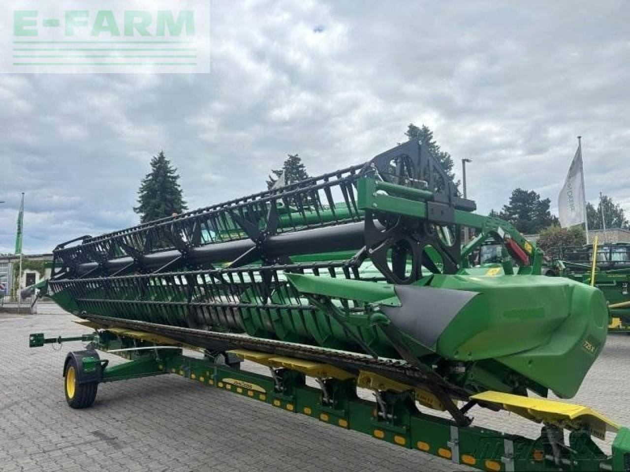 John Deere 725x - Ernteforsatz für Häcksler: das Bild 1 John Deere 725x - Ernteforsatz für Häcksler: das Bild 1