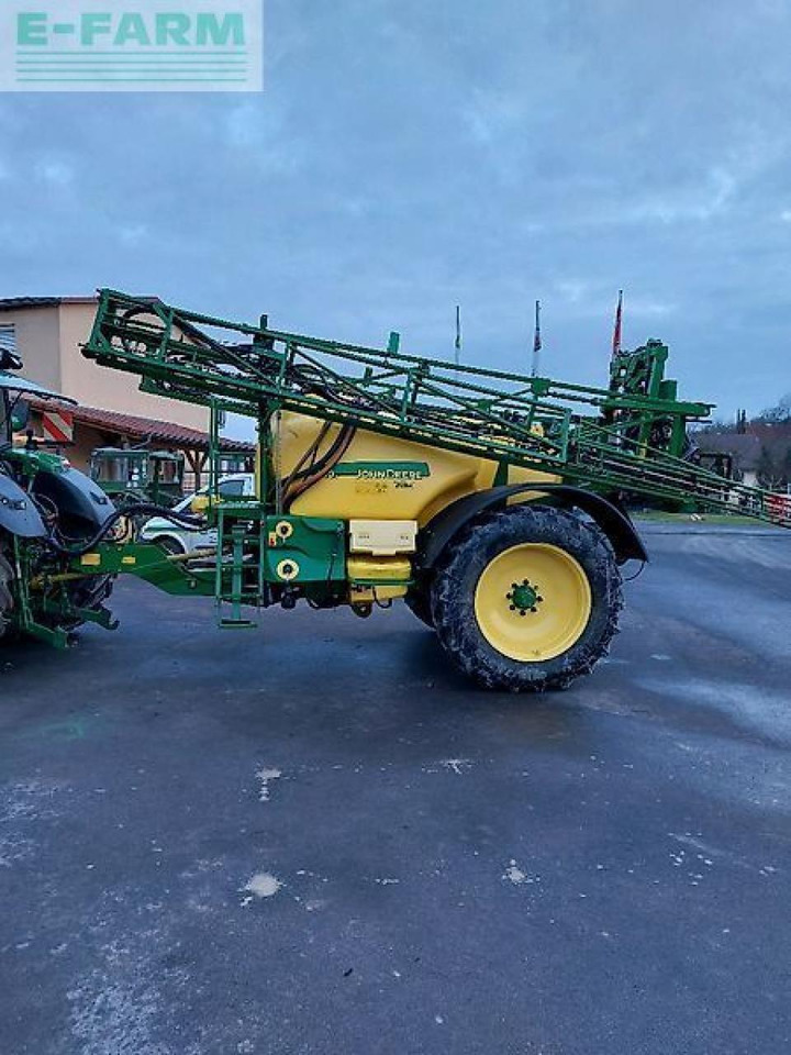 John Deere 740i - Anhängespritze: das Bild 3 John Deere 740i - Anhängespritze: das Bild 3