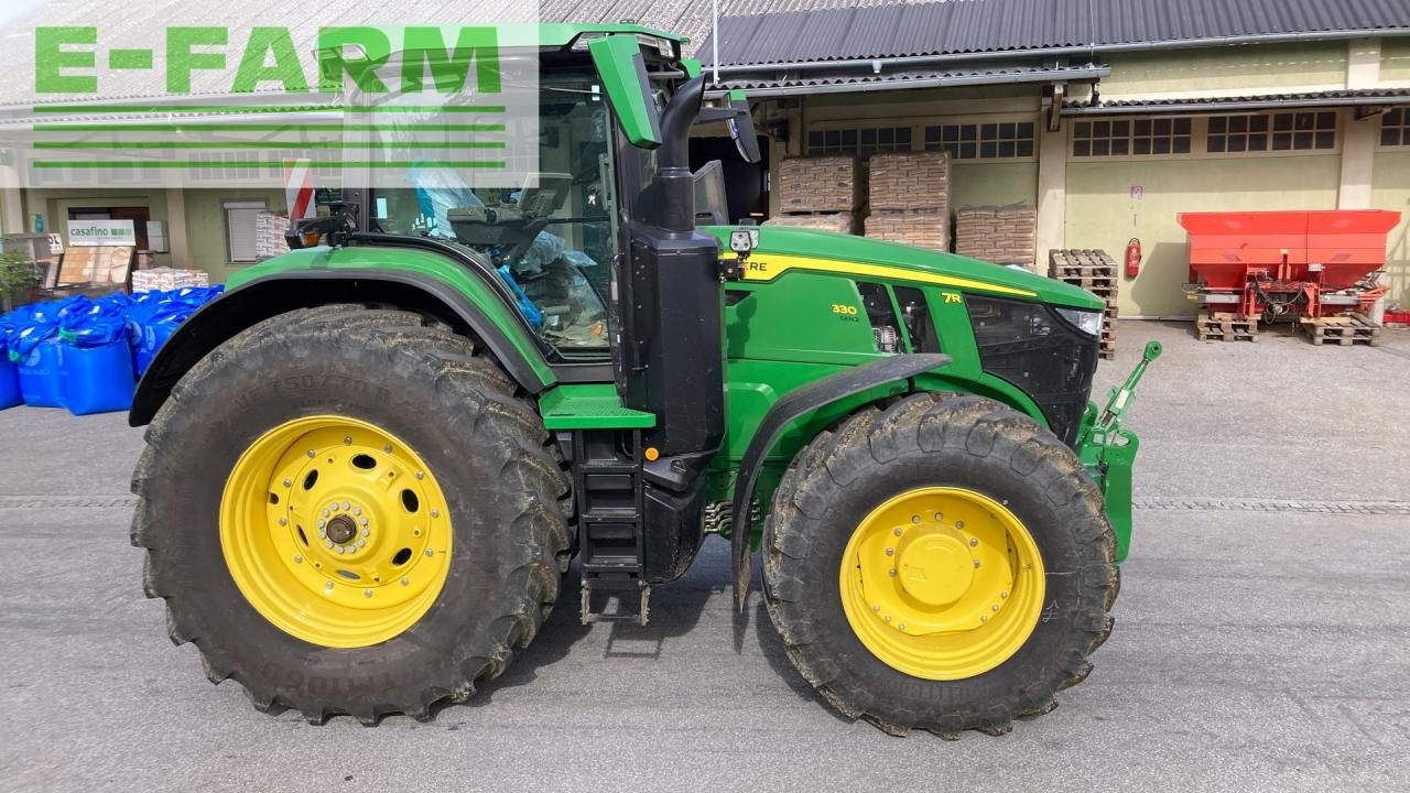 John Deere 7R330 - Traktor: das Bild 5 John Deere 7R330 - Traktor: das Bild 5