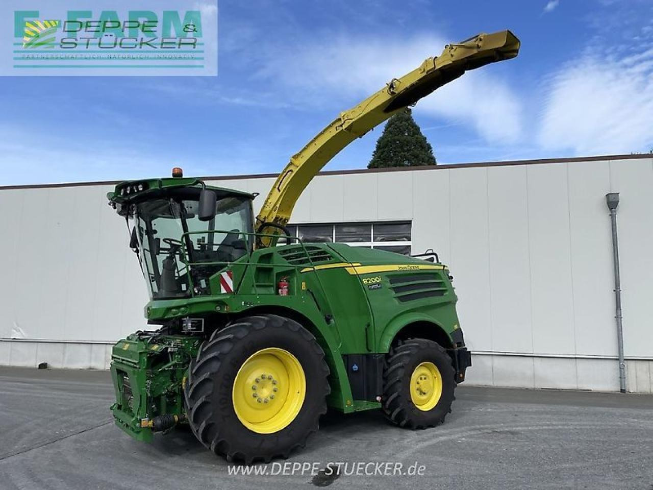 John Deere 8200i mit kemper 345 und kemper 639 - Feldhäcksler: das Bild 1 John Deere 8200i mit kemper 345 und kemper 639 - Feldhäcksler: das Bild 1