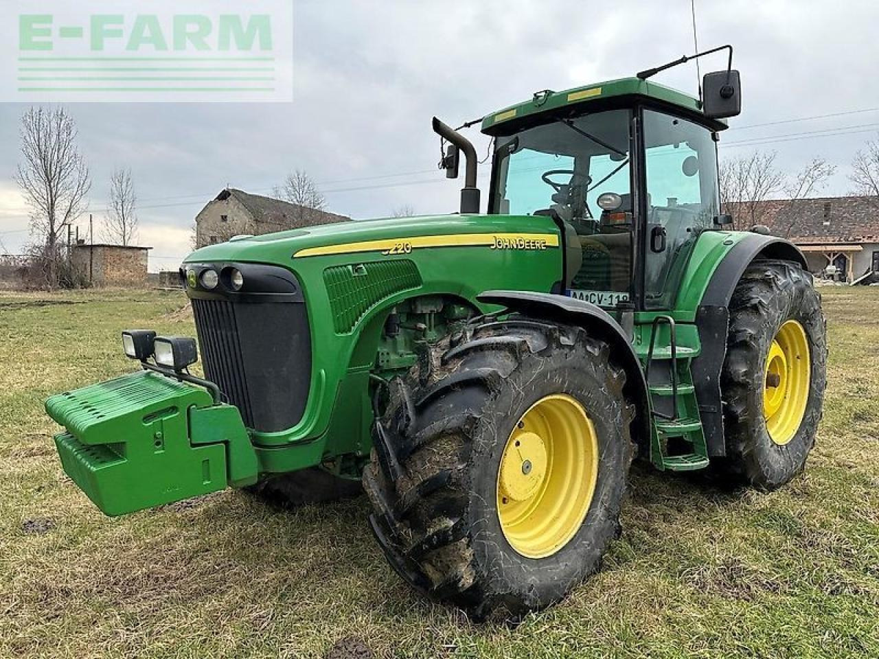 John Deere 8220 ils - Traktor: das Bild 1 John Deere 8220 ils - Traktor: das Bild 1