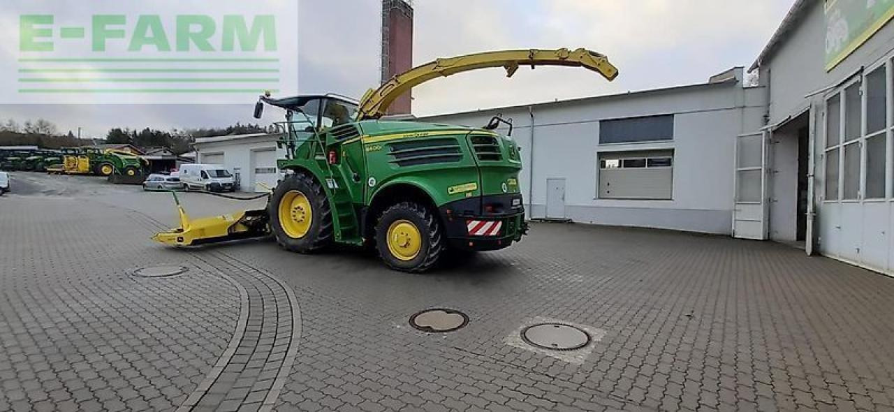 John Deere 8400i - Feldhäcksler: das Bild 4 John Deere 8400i - Feldhäcksler: das Bild 4
