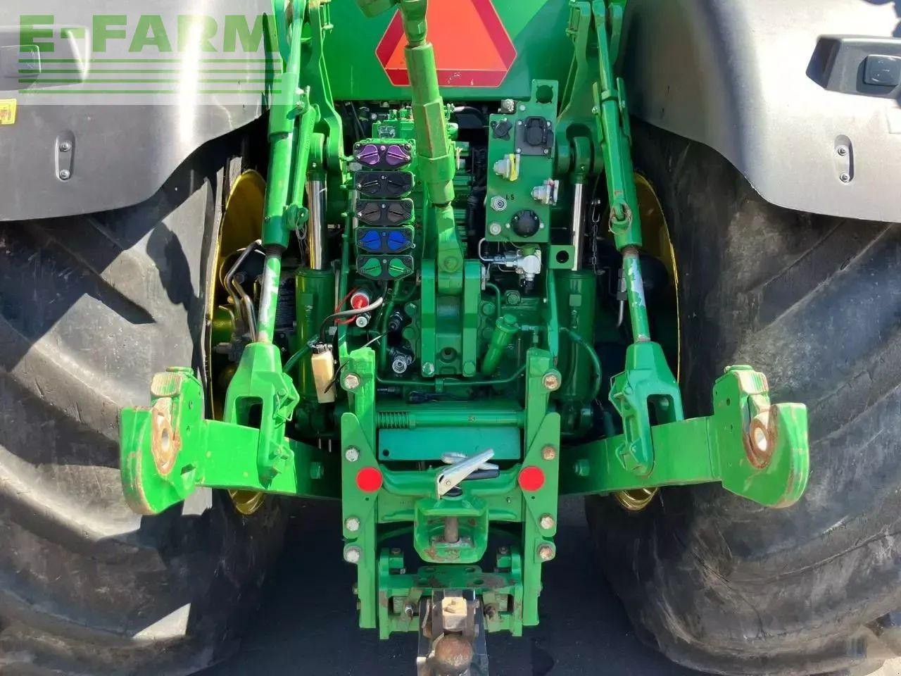 John Deere 8400r - Traktor: das Bild 2 John Deere 8400r - Traktor: das Bild 2