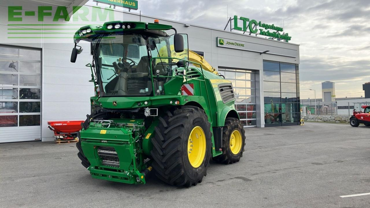 John Deere 8500i - Feldhäcksler: das Bild 1 John Deere 8500i - Feldhäcksler: das Bild 1