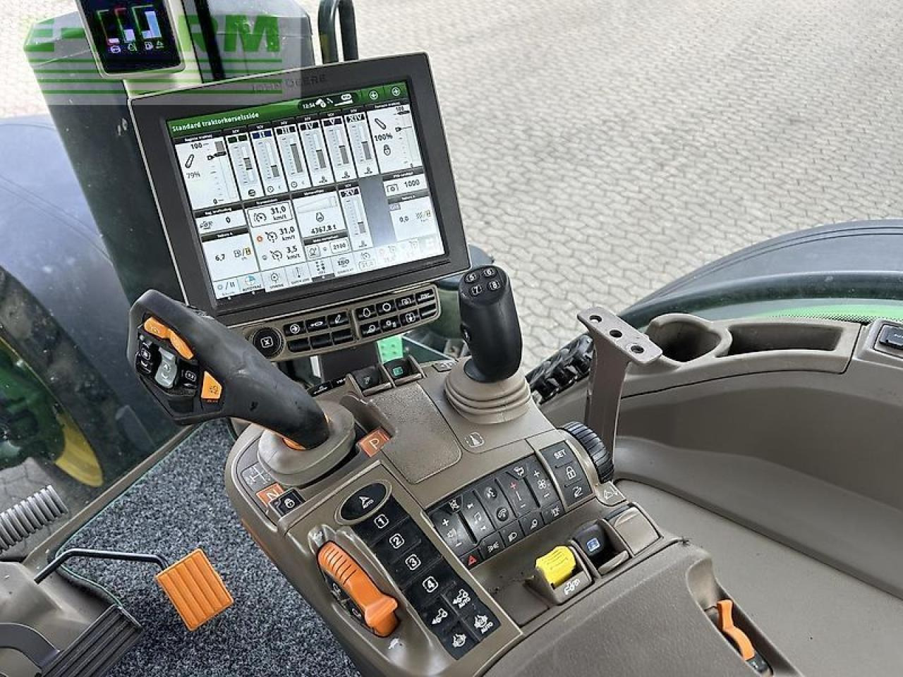 John Deere 8r 370 - Traktor: das Bild 3 John Deere 8r 370 - Traktor: das Bild 3
