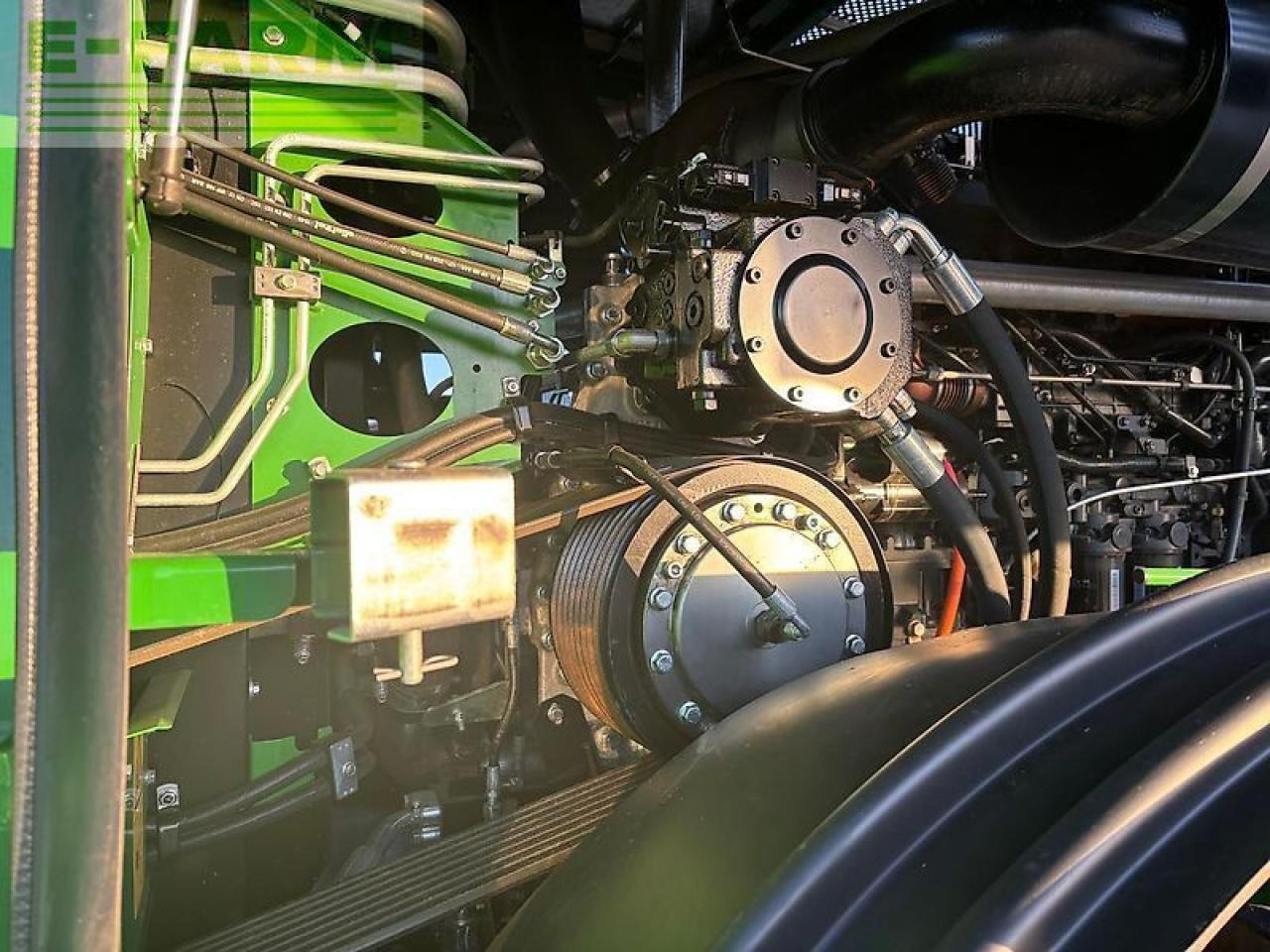 John Deere 9600 - Feldhäcksler: das Bild 3 John Deere 9600 - Feldhäcksler: das Bild 3