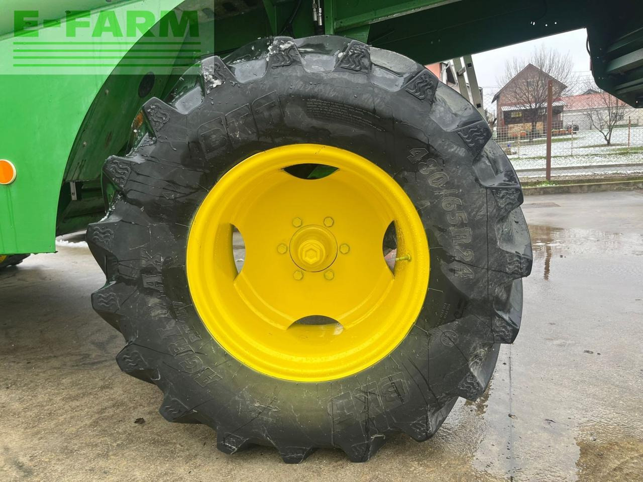 Mähdrescher John Deere W440: das Bild 13