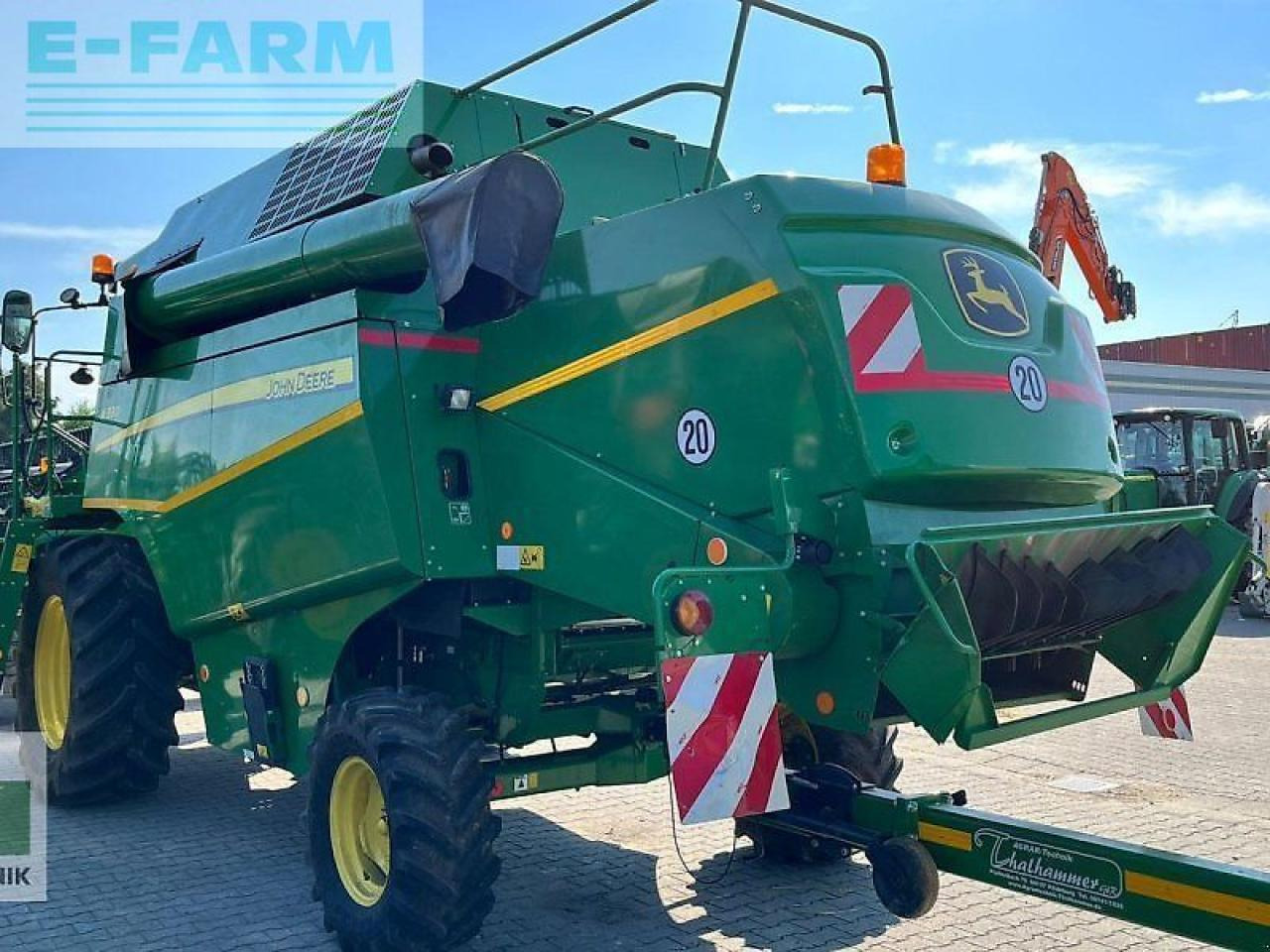 John Deere w330 - Mähdrescher: das Bild 2 John Deere w330 - Mähdrescher: das Bild 2