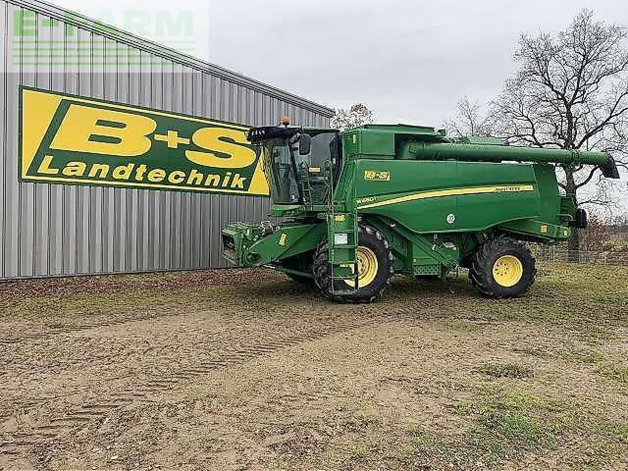 John Deere w660 - Mähdrescher: das Bild 1 John Deere w660 - Mähdrescher: das Bild 1