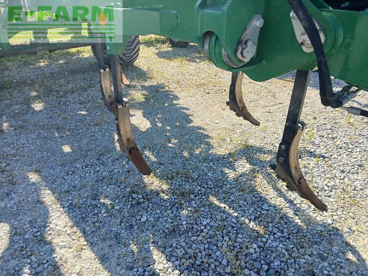 Kerner x4 460 - Grubber: das Bild 4 Kerner x4 460 - Grubber: das Bild 4