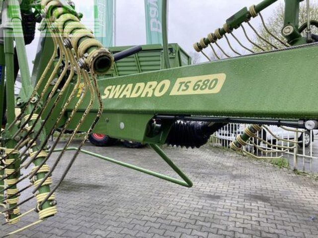Krone swadro ts 680 - Heuwender/ Wenderechen: das Bild 5 Krone swadro ts 680 - Heuwender/ Wenderechen: das Bild 5