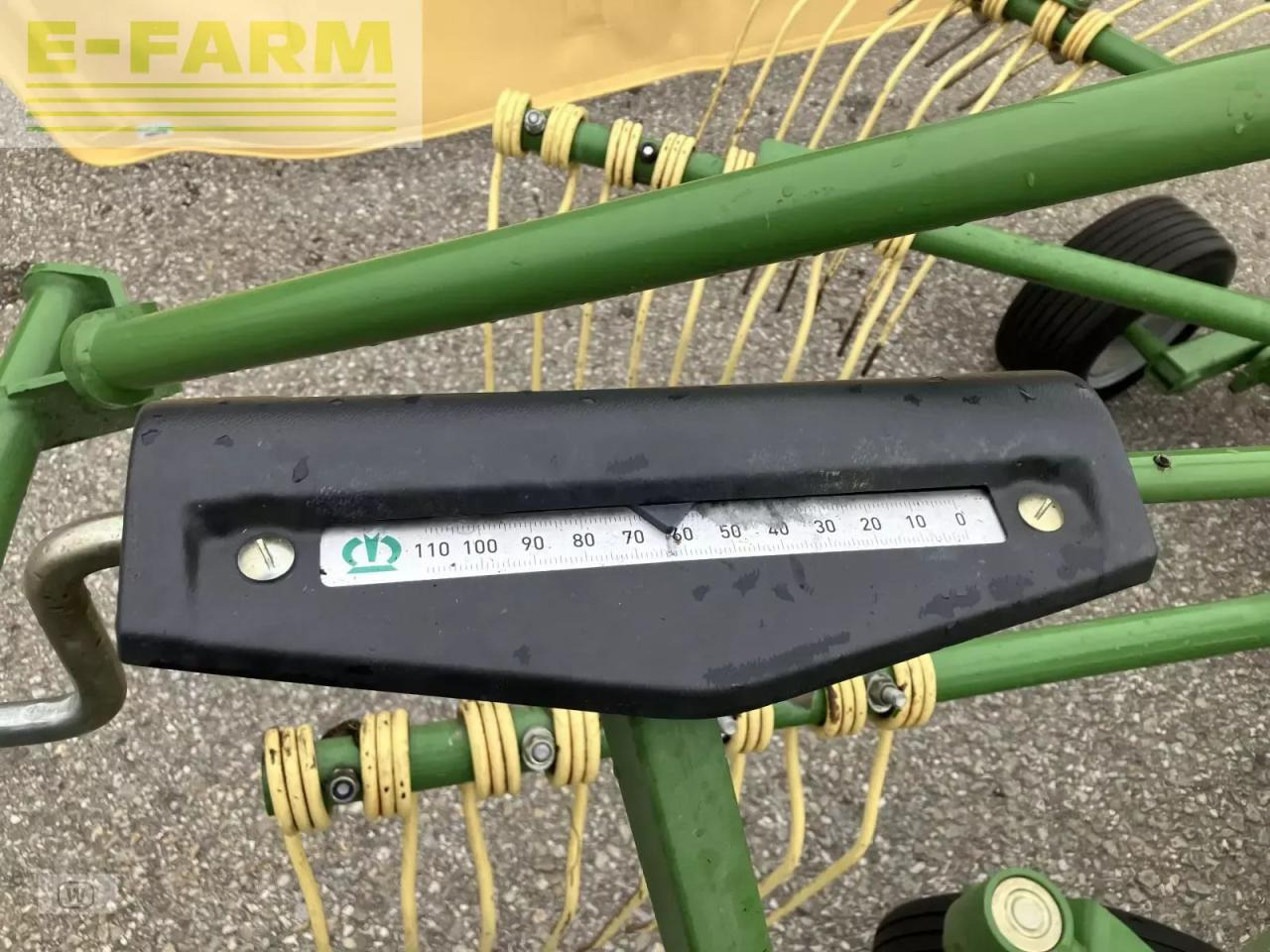 Heuwender/ Wenderechen Krone swadro ts 680: das Bild 12