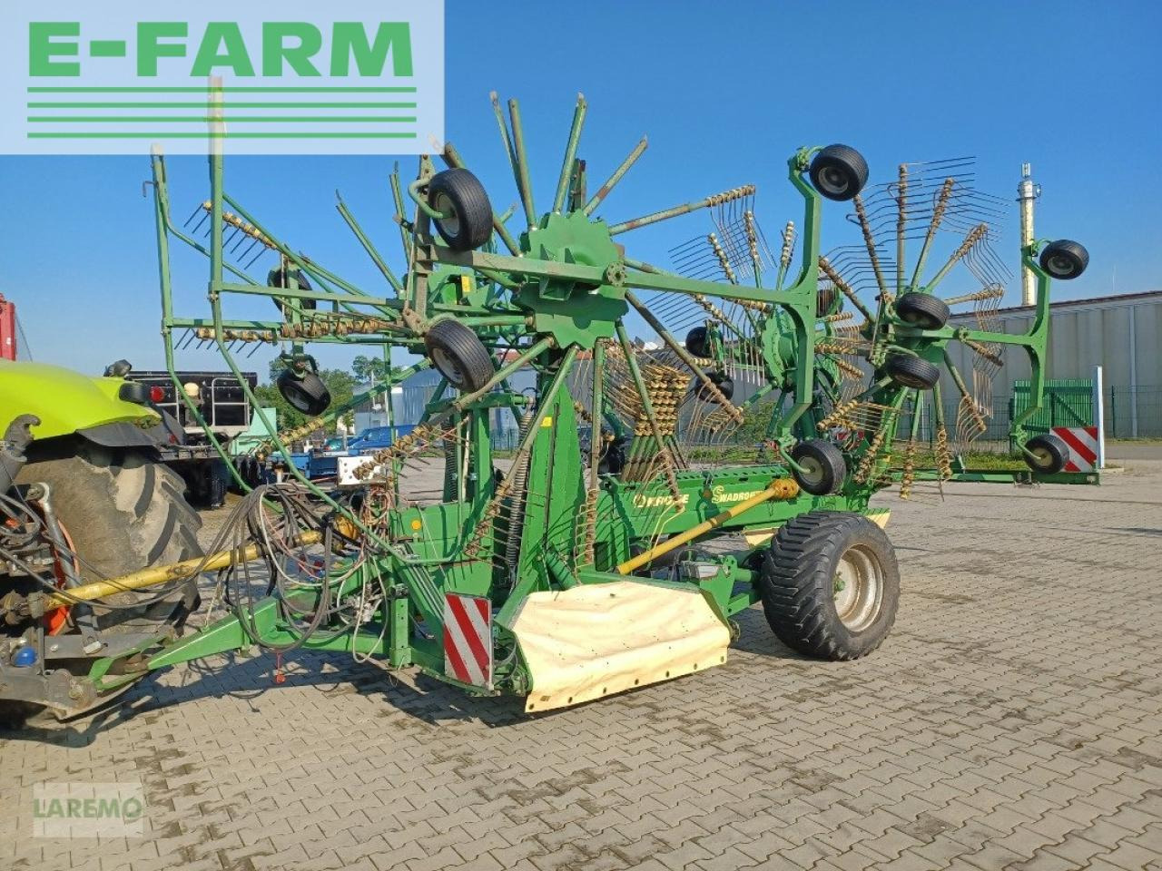 Krone swadro1250 - Heuwender/ Wenderechen: das Bild 1 Krone swadro1250 - Heuwender/ Wenderechen: das Bild 1