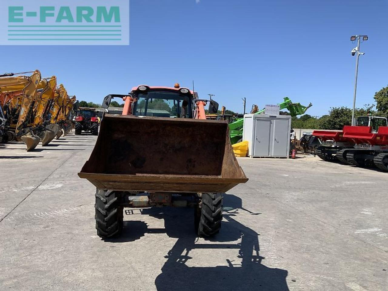 Kubota m7060 tractor (st23817) - Traktor: das Bild 4 Kubota m7060 tractor (st23817) - Traktor: das Bild 4