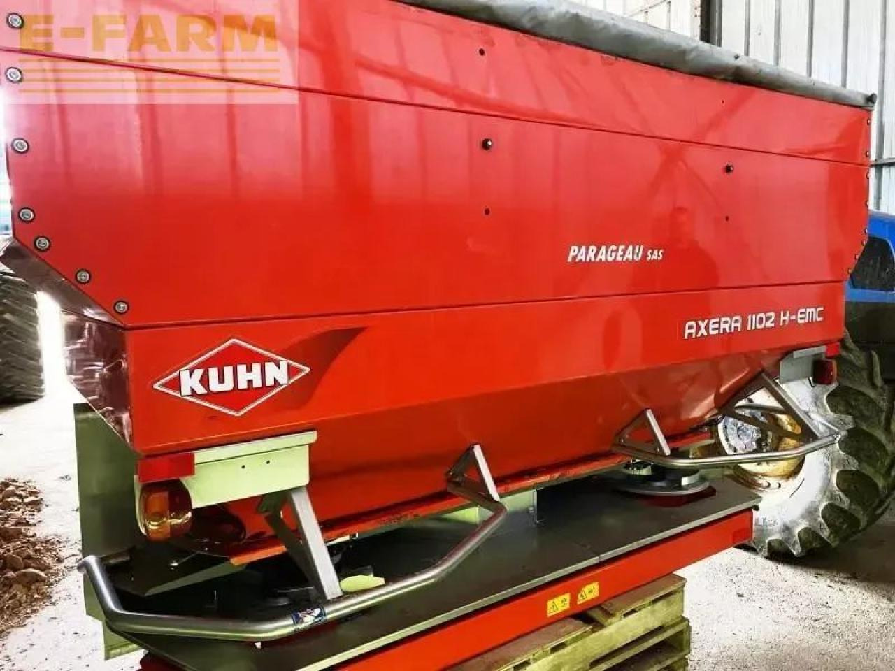 Kuhn axera 1102 h-emc - Düngerstreuer: das Bild 2 Kuhn axera 1102 h-emc - Düngerstreuer: das Bild 2