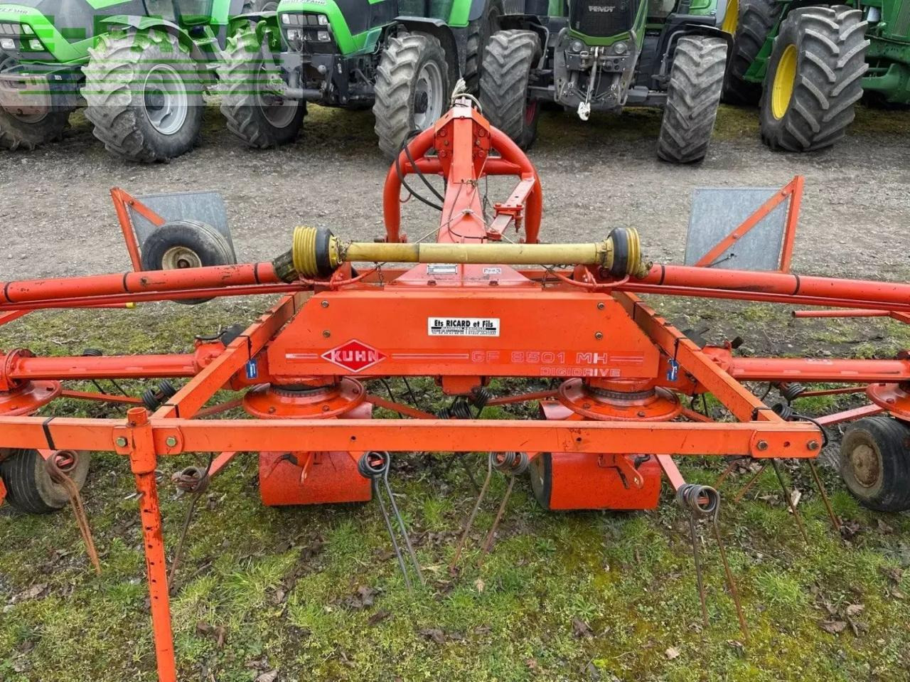 Kuhn faneur gf8501mh kuhn - Heuwender/ Wenderechen: das Bild 5 Kuhn faneur gf8501mh kuhn - Heuwender/ Wenderechen: das Bild 5