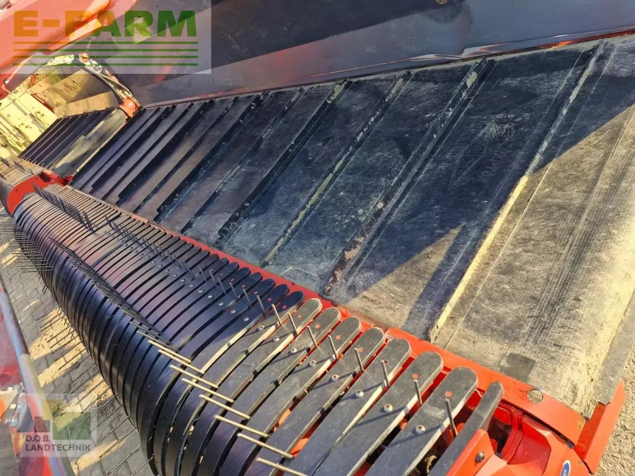 Kuhn merge maxx 950 bandschwader - Heuwender/ Wenderechen: das Bild 5 Kuhn merge maxx 950 bandschwader - Heuwender/ Wenderechen: das Bild 5