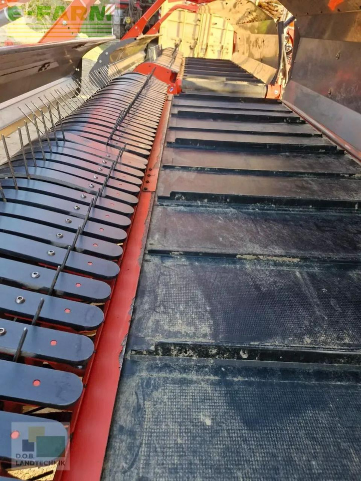 Kuhn merge maxx 950 bandschwader - Heuwender/ Wenderechen: das Bild 4 Kuhn merge maxx 950 bandschwader - Heuwender/ Wenderechen: das Bild 4