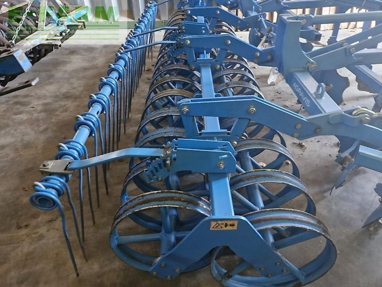 Lemken karat 9/400 - Grubber: das Bild 5 Lemken karat 9/400 - Grubber: das Bild 5