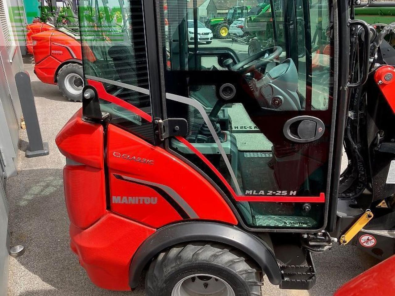Hoflader Manitou mla2-25: das Bild 9