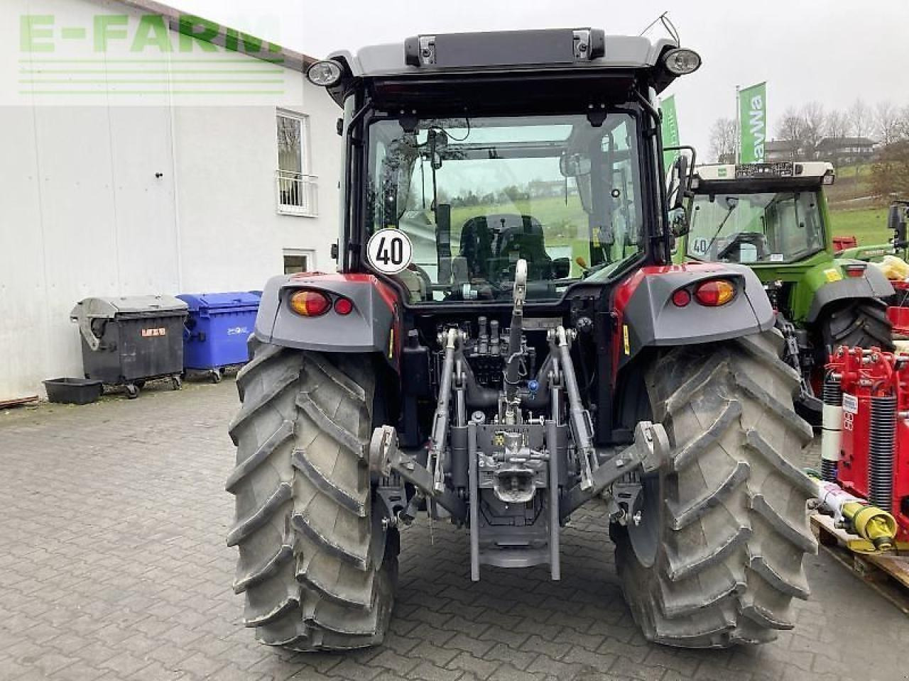 Massey Ferguson 4708 m essential - Traktor: das Bild 5 Massey Ferguson 4708 m essential - Traktor: das Bild 5