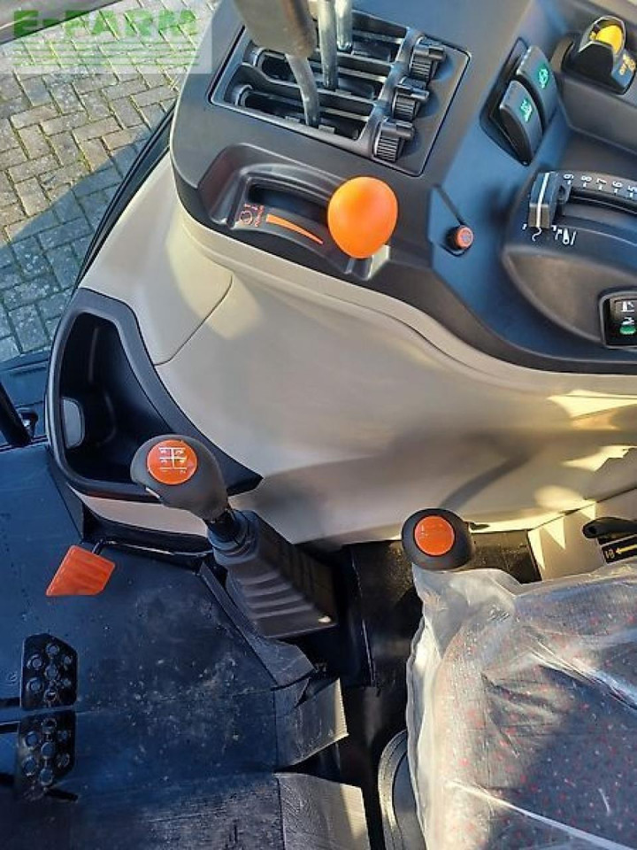 Traktor Massey Ferguson 4710m dyna-2: das Bild 11